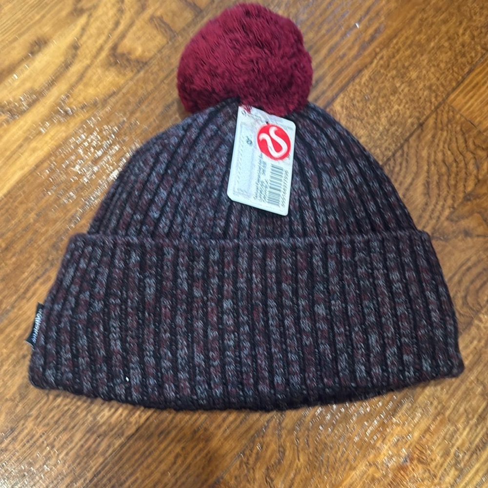 New with tags Lululemon hat